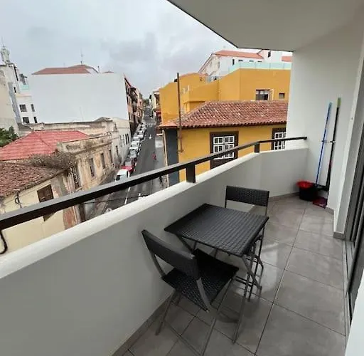 Daire Balcon Esquina